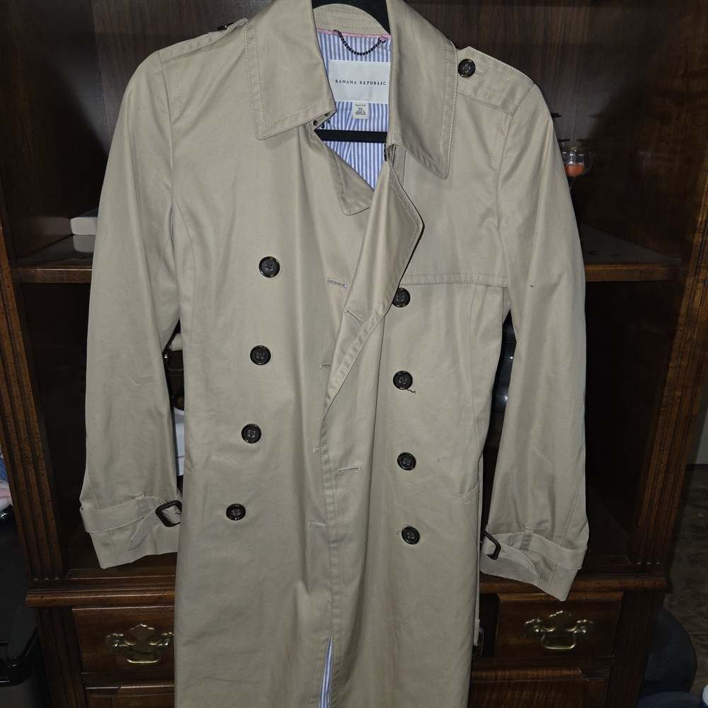 Banana Republic Classic Beige Trench Coat